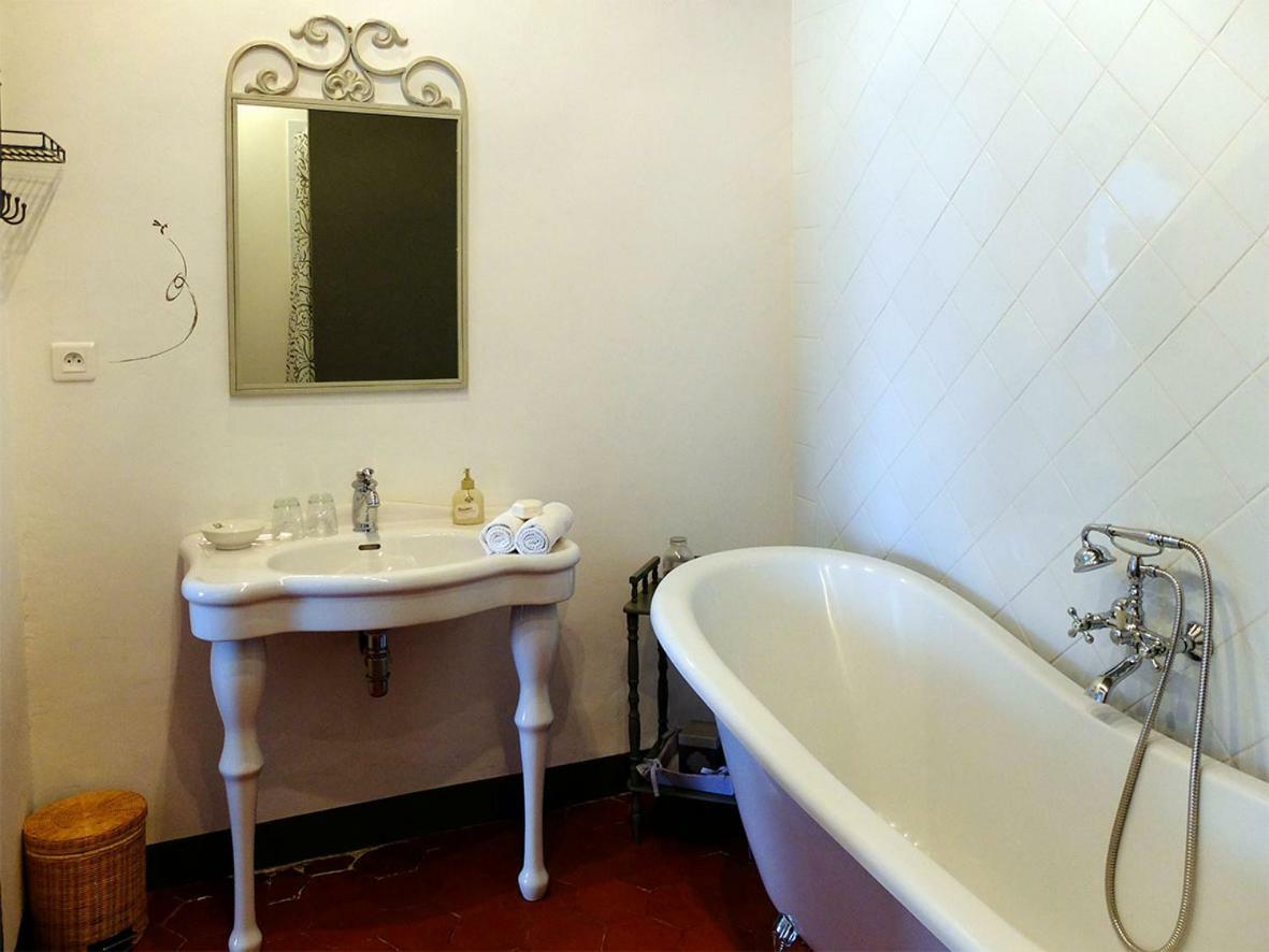 Le Bargidou Bed & Breakfast Carces Exterior photo