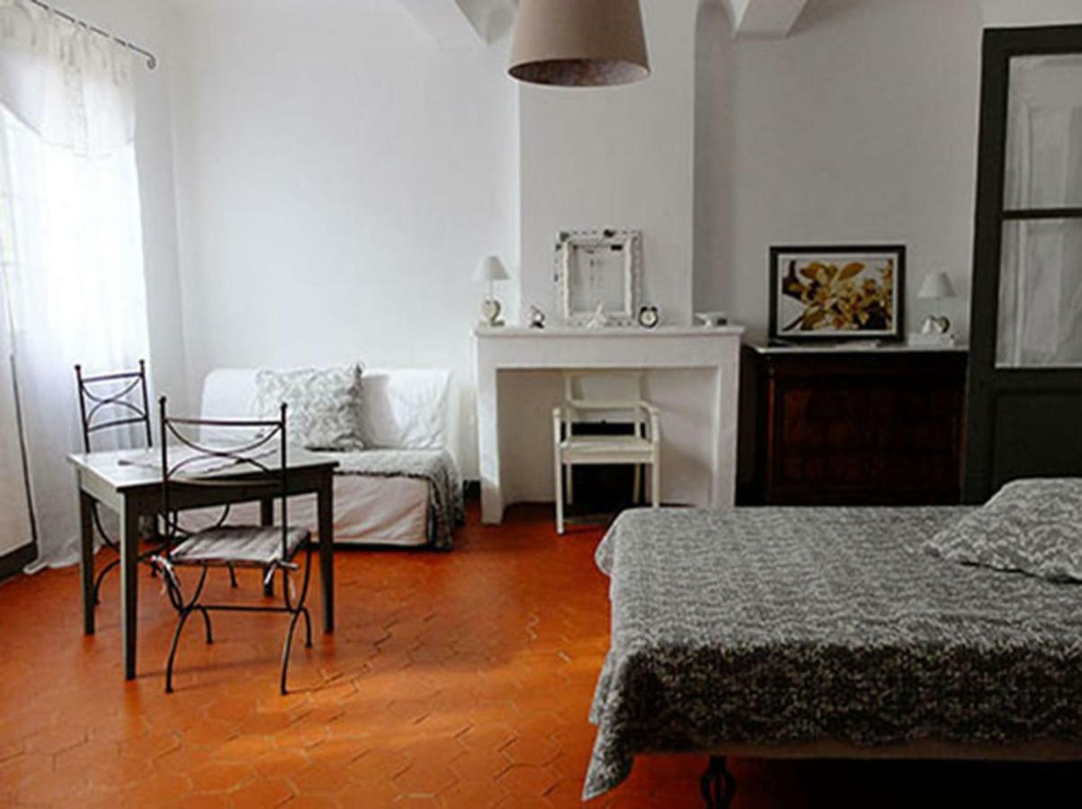 Le Bargidou Bed & Breakfast Carces Exterior photo